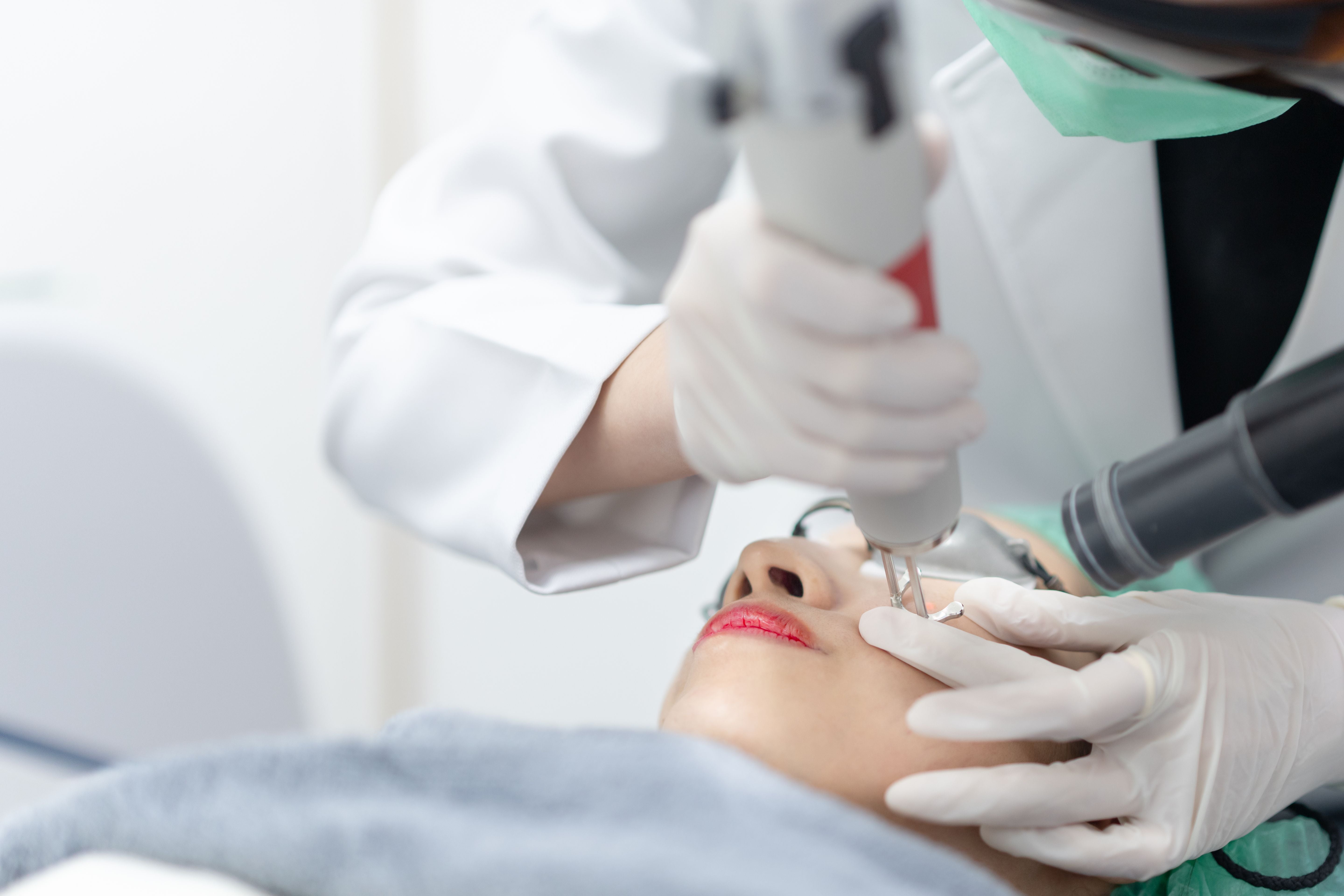 Can Picosecond Laser Help Remove Tattoos Quickly?