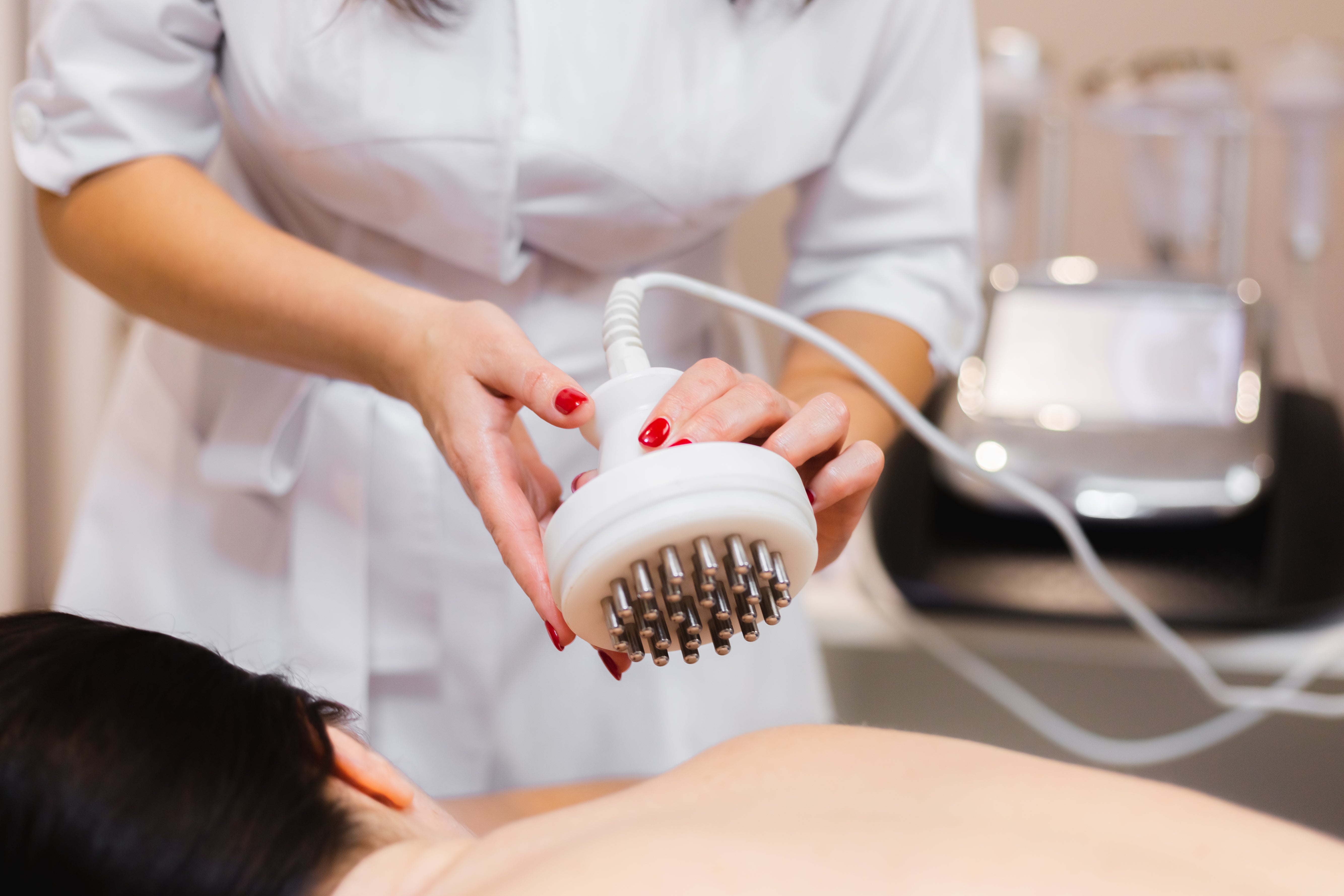 Ultrasonic Cavitation: How It Works - Benefits, Machines, and Body Sculpting Techniques