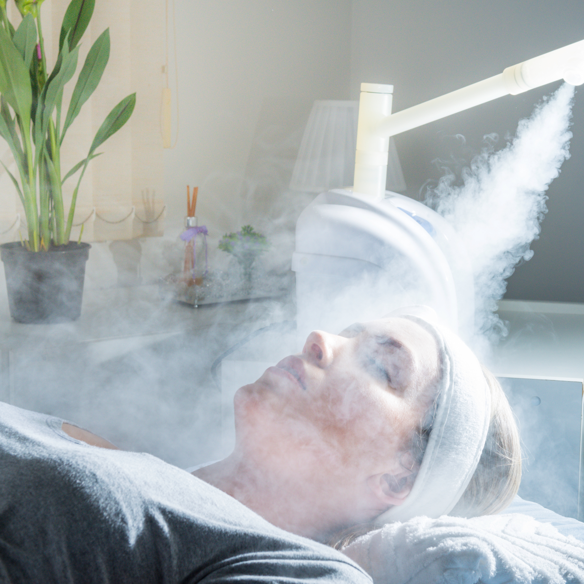 Top 5 Benefits of an Oxygen Facial Machine